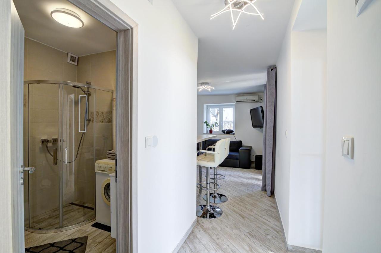 Nehaj Apartment เซนญ์ ภายนอก รูปภาพ