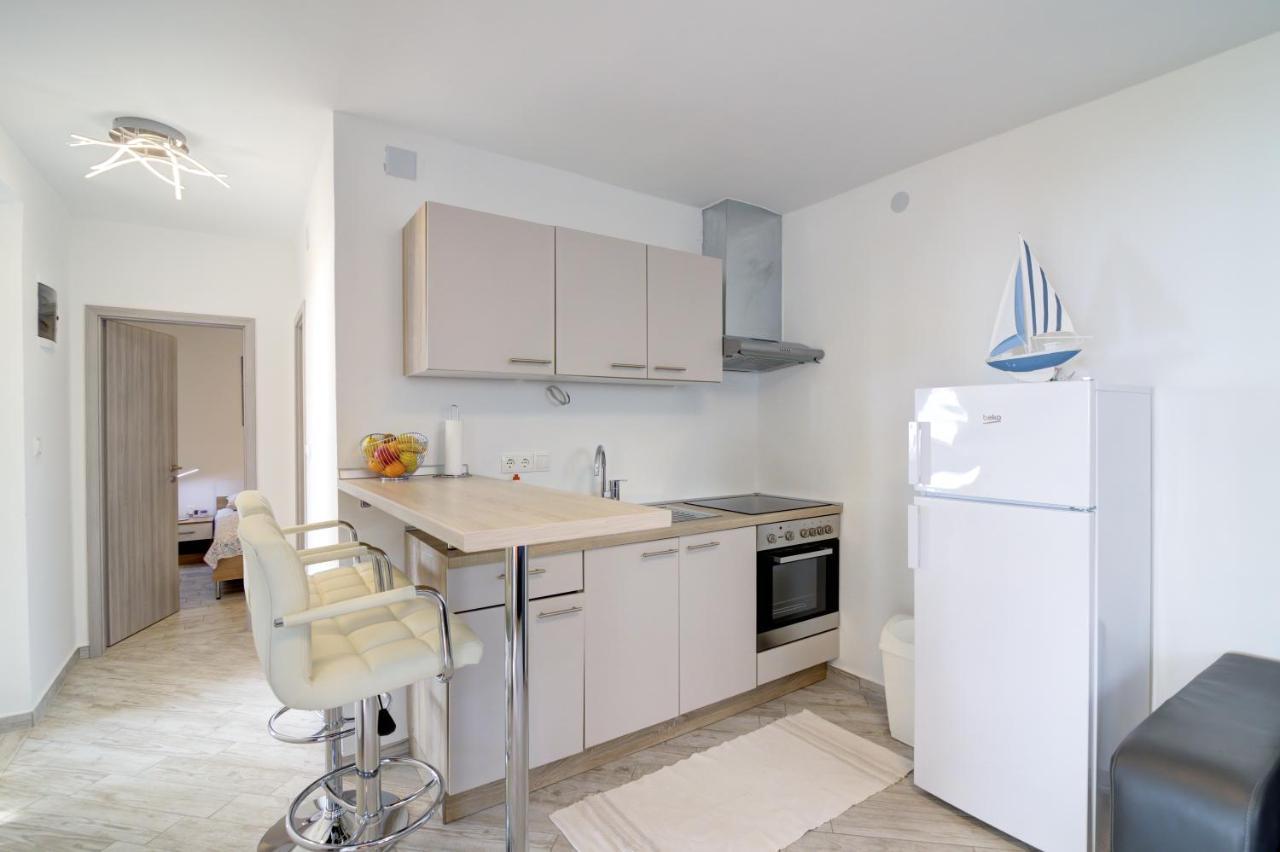 Nehaj Apartment เซนญ์ ภายนอก รูปภาพ