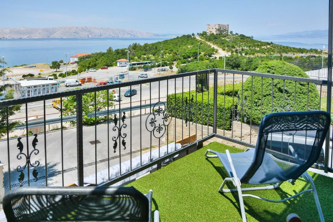 Nehaj Apartment เซนญ์ ภายนอก รูปภาพ